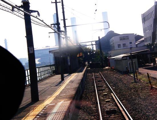 JR海芝浦駅